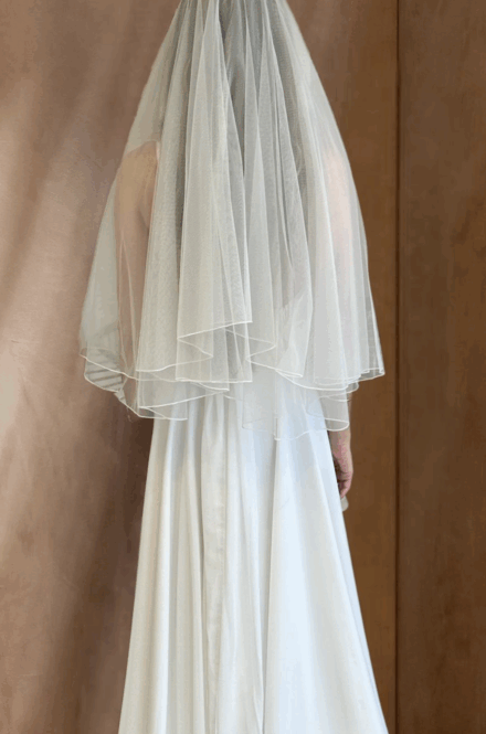 הינומה קצרה חלקה